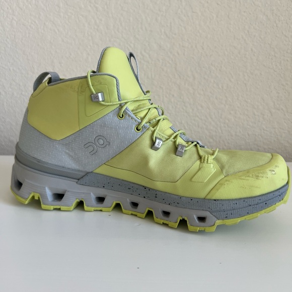 On Running Cloudtrax Waterproof Hiking Shoes Women’s 8 Gray Yellow - Picture 5 of 10